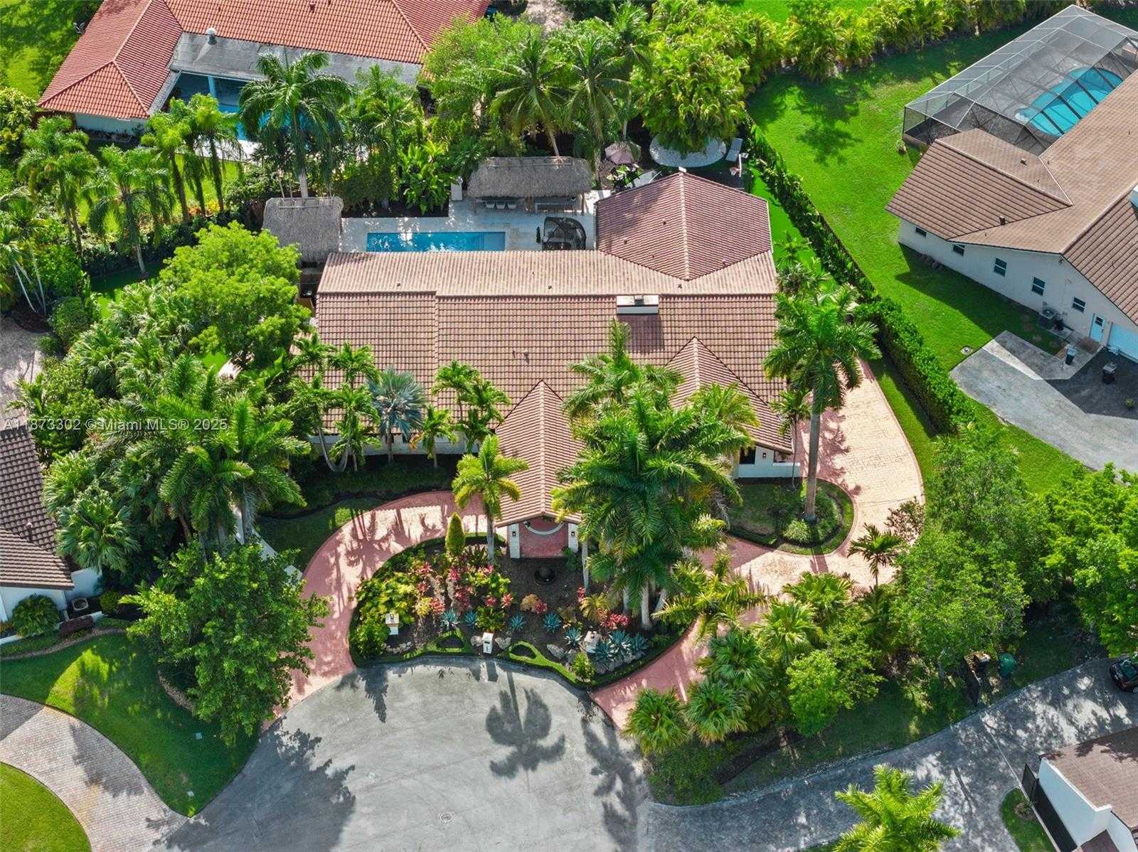 Small Image of 10304 SOUTH WEST 87TH CT, Miami Number 53