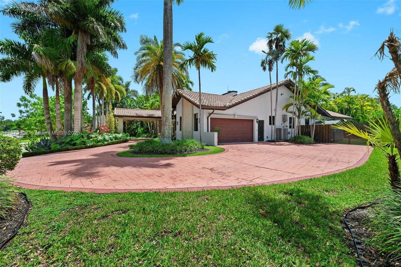 Small Image of 10304 SOUTH WEST 87TH CT, Miami Number 54