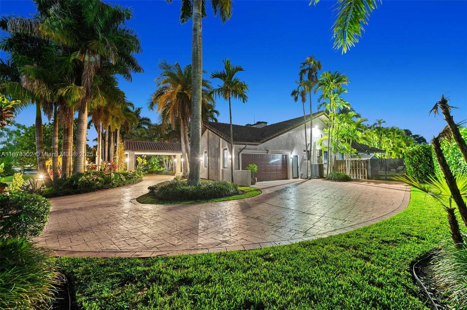 Small Image of 10304 SOUTH WEST 87TH CT, Miami Number 58