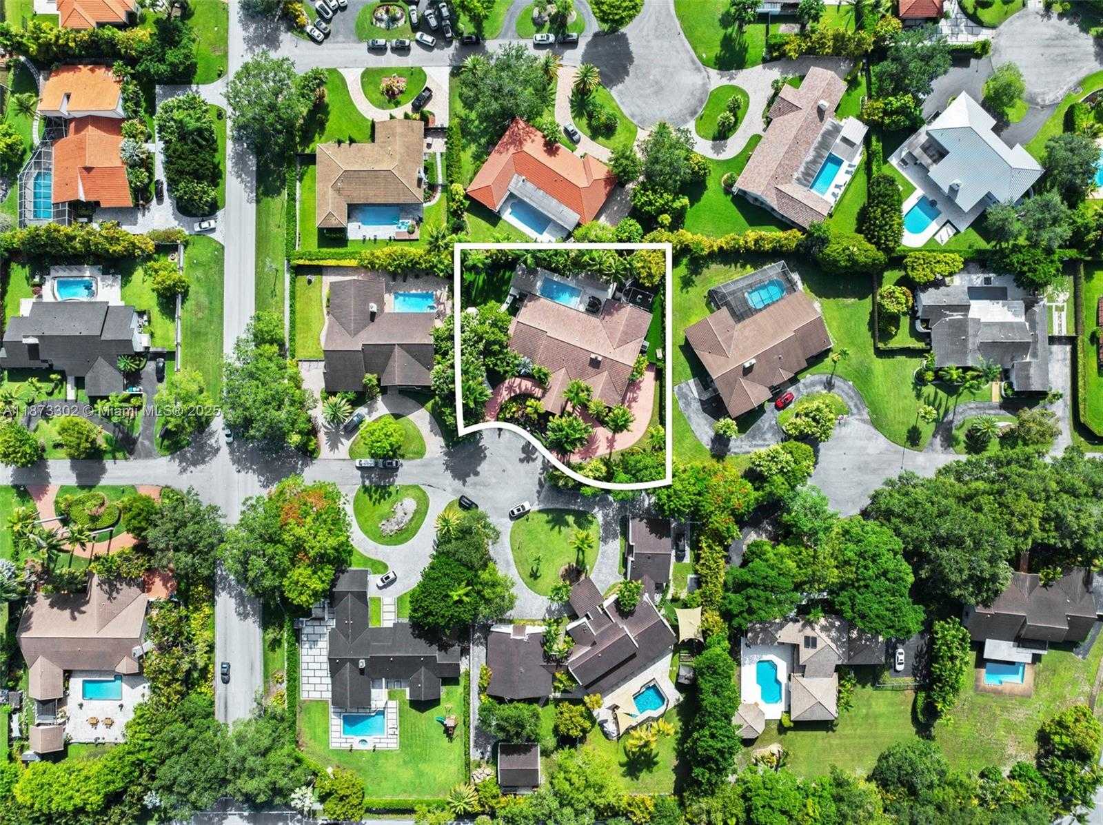 Small Image of 10304 SOUTH WEST 87TH CT, Miami Number 67
