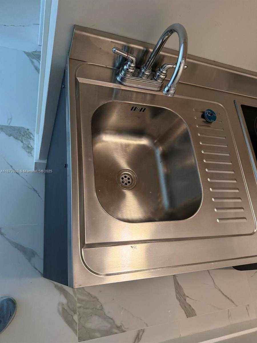 Small Image of 1050 NORTH WEST 25TH WAY, Fort Lauderdale Number 10