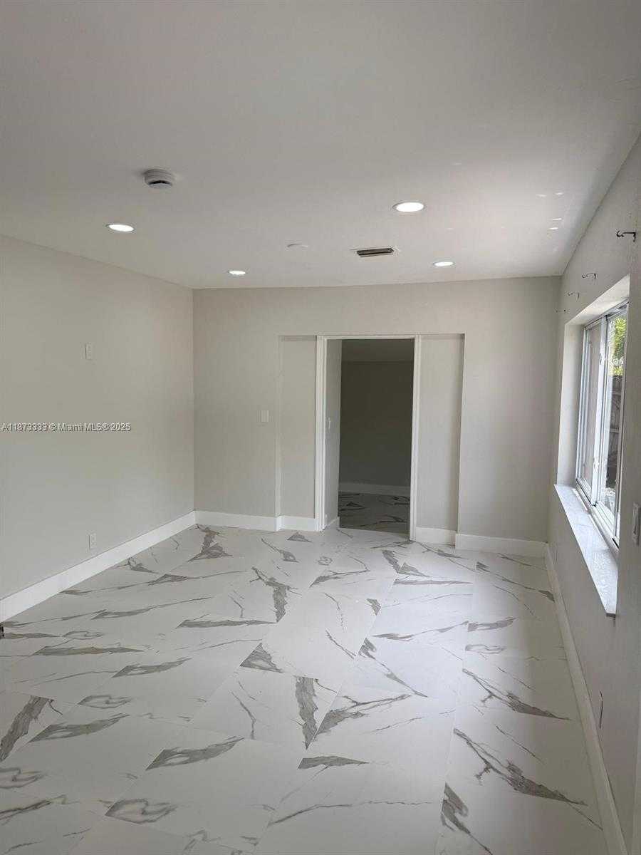Small Image of 1050 NORTH WEST 25TH WAY, Fort Lauderdale Number 11