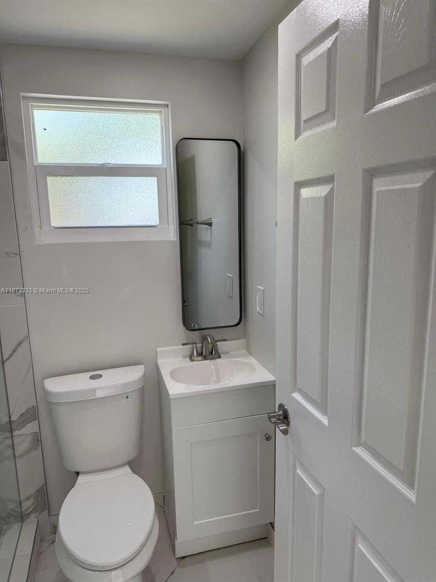 Small Image of 1050 NORTH WEST 25TH WAY, Fort Lauderdale Number 4
