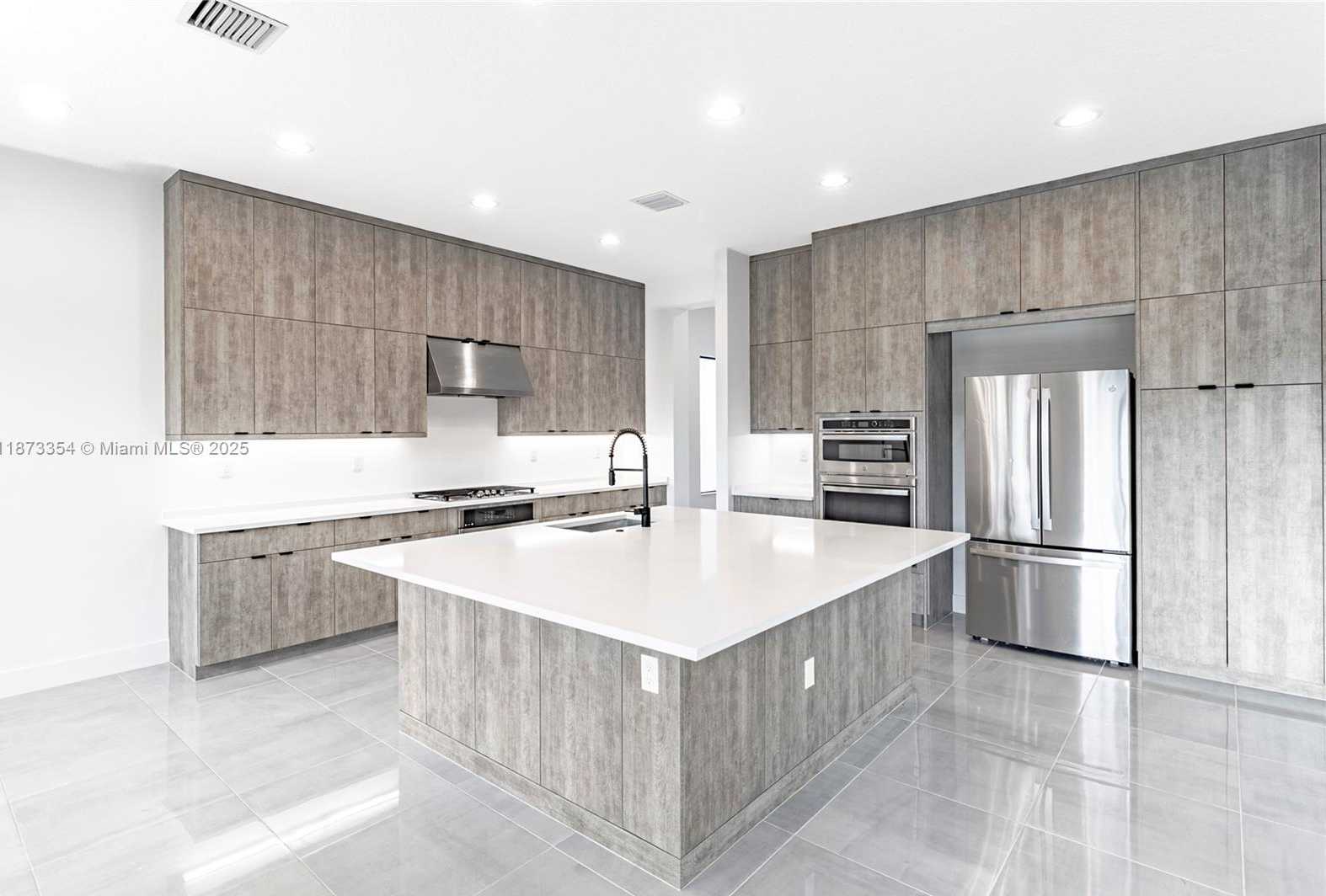 Small Image of 20302 SOMERSET HILLS DR, Boca Raton Number 12