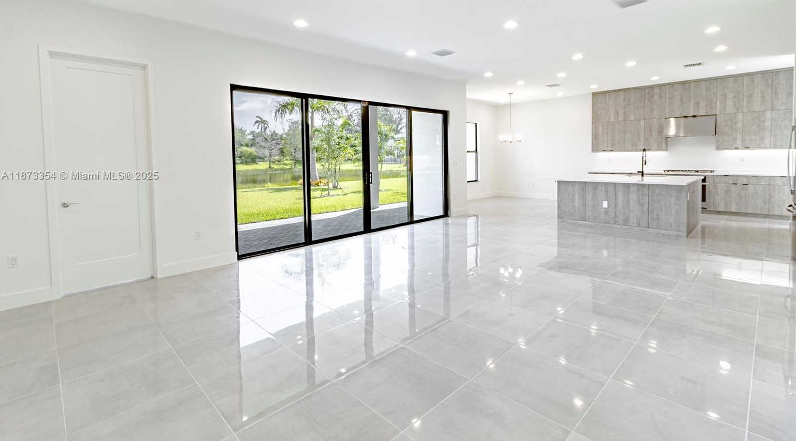 Small Image of 20302 SOMERSET HILLS DR, Boca Raton Number 19