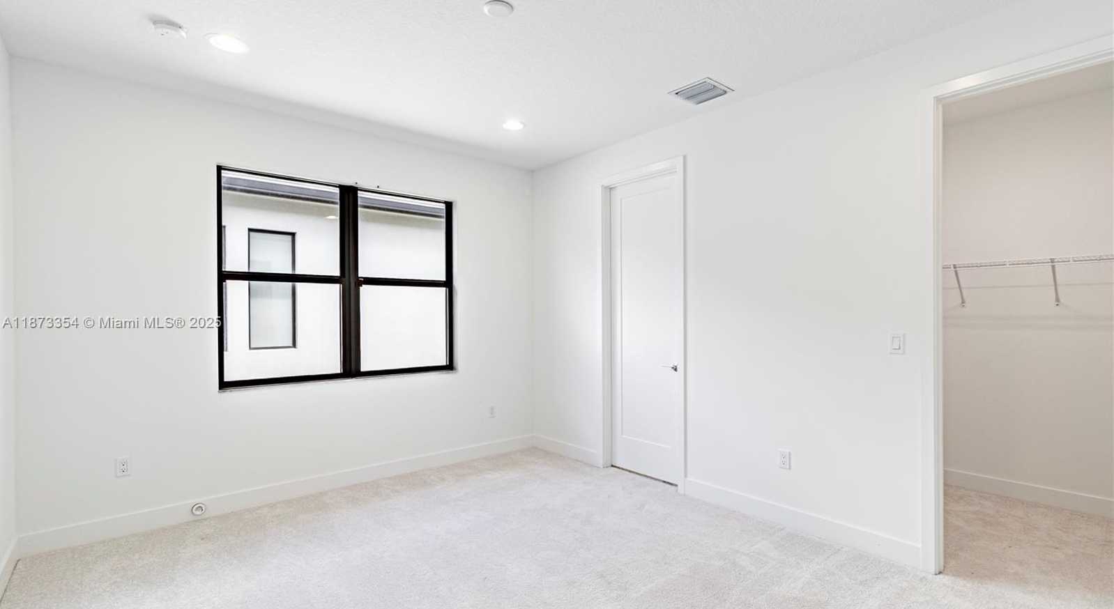Small Image of 20302 SOMERSET HILLS DR, Boca Raton Number 36
