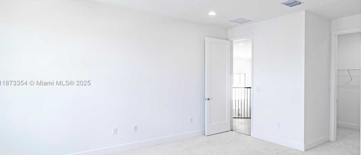 Small Image of 20302 SOMERSET HILLS DR, Boca Raton Number 41