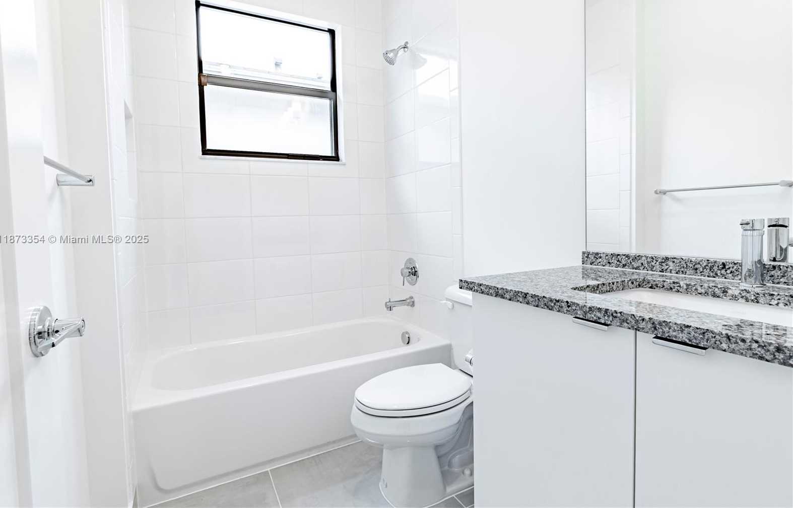 Small Image of 20302 SOMERSET HILLS DR, Boca Raton Number 44