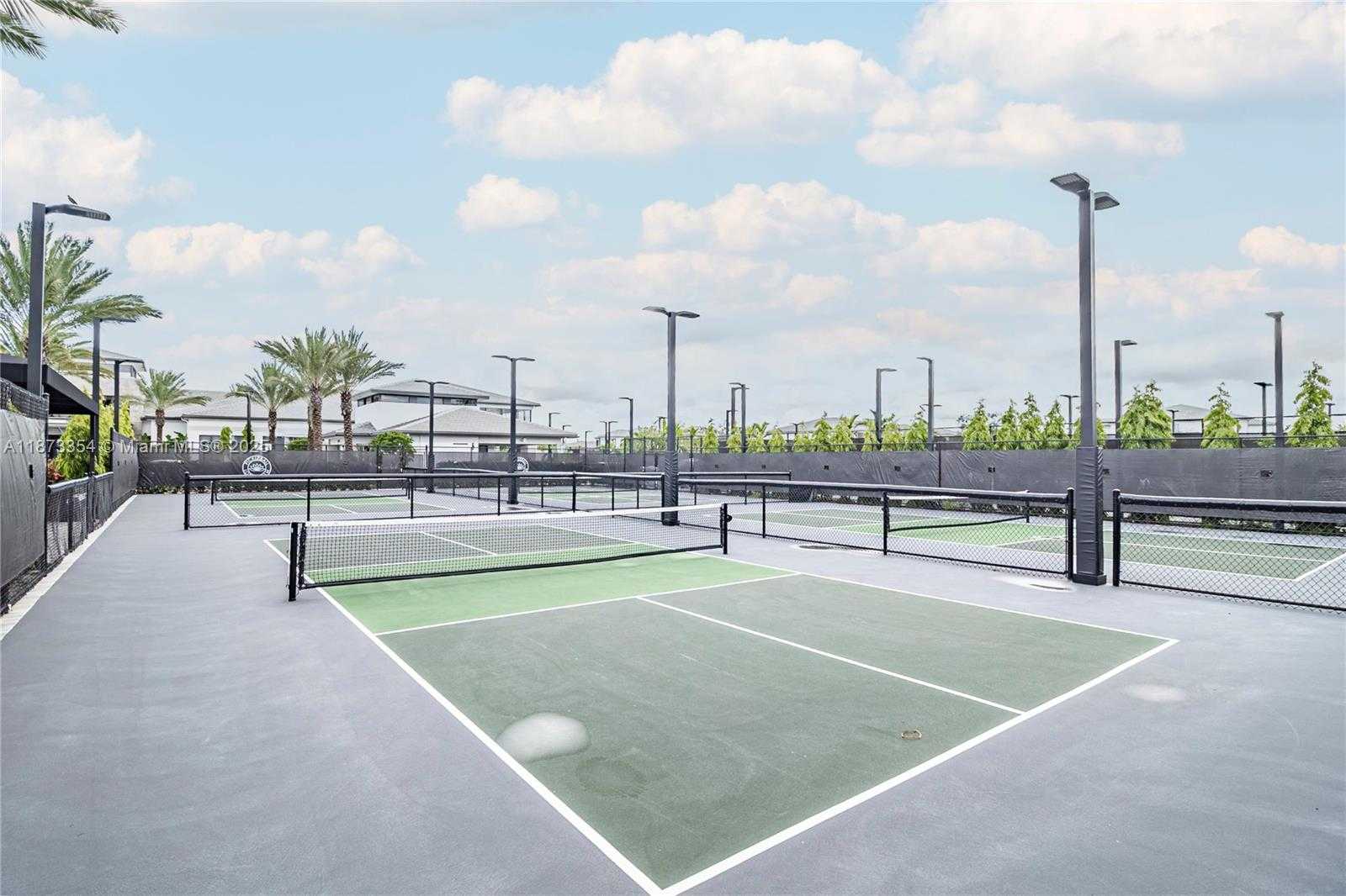 Small Image of 20302 SOMERSET HILLS DR, Boca Raton Number 48