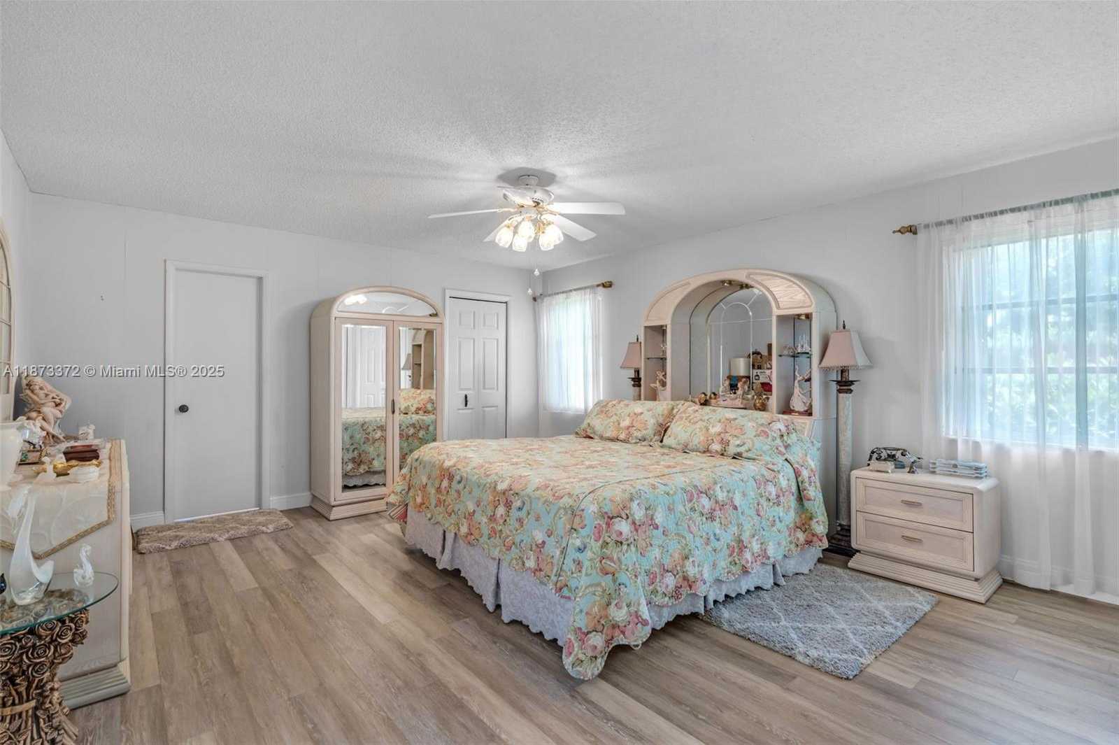 Small Image of 16561 ROYAL POINCIANA DR, Weston Number 18