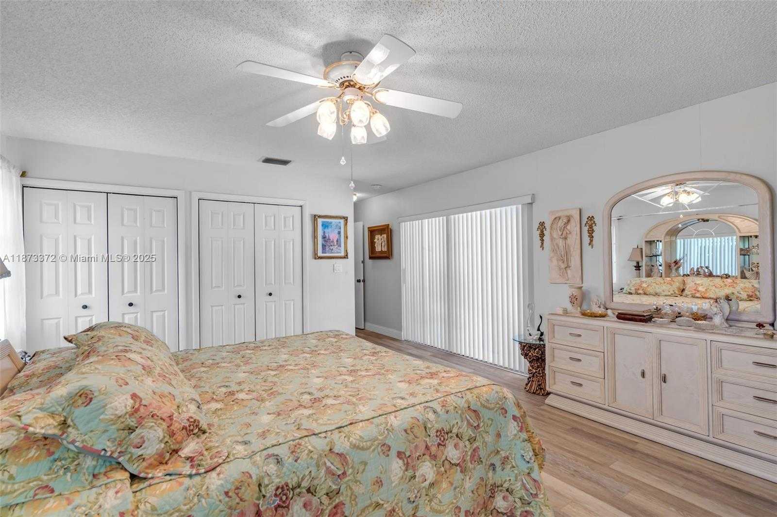 Small Image of 16561 ROYAL POINCIANA DR, Weston Number 19