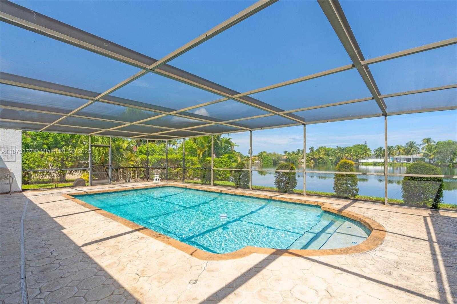 Small Image of 16561 ROYAL POINCIANA DR, Weston Number 25