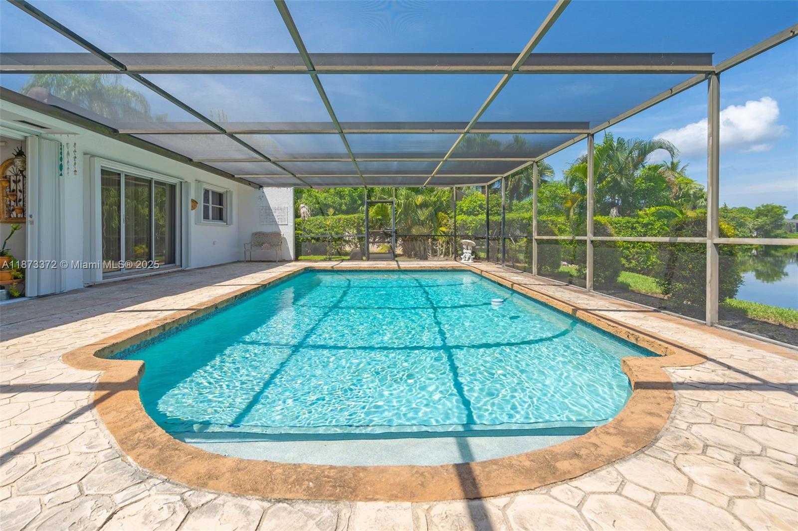 Small Image of 16561 ROYAL POINCIANA DR, Weston Number 28