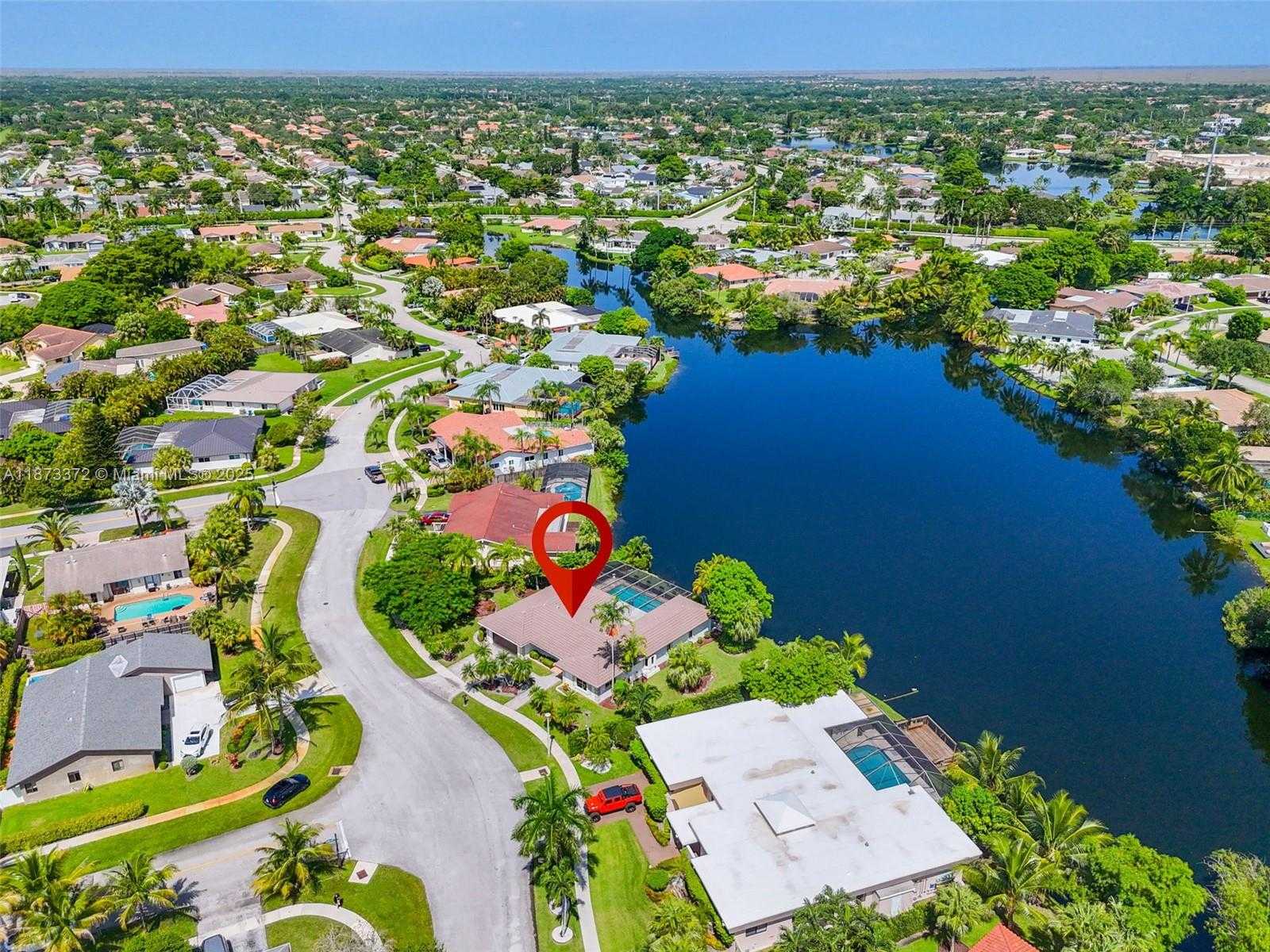 Small Image of 16561 ROYAL POINCIANA DR, Weston Number 38