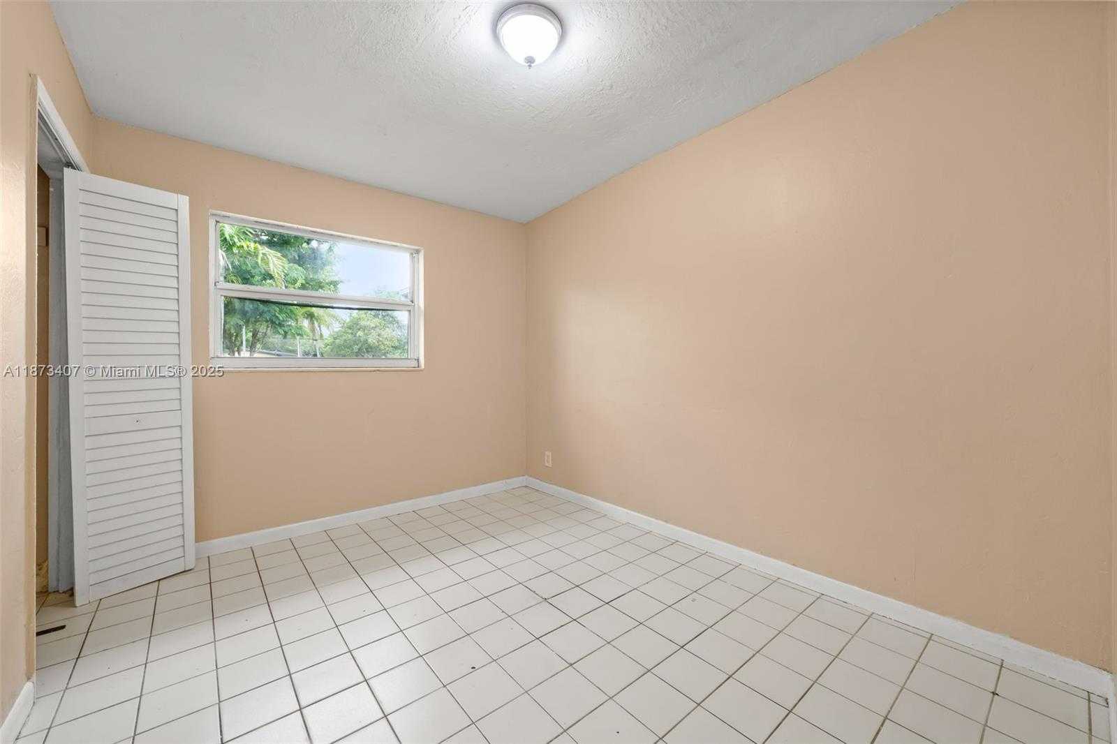Small Image of 1512 NORTH WEST 16TH LN, Fort Lauderdale Number 14