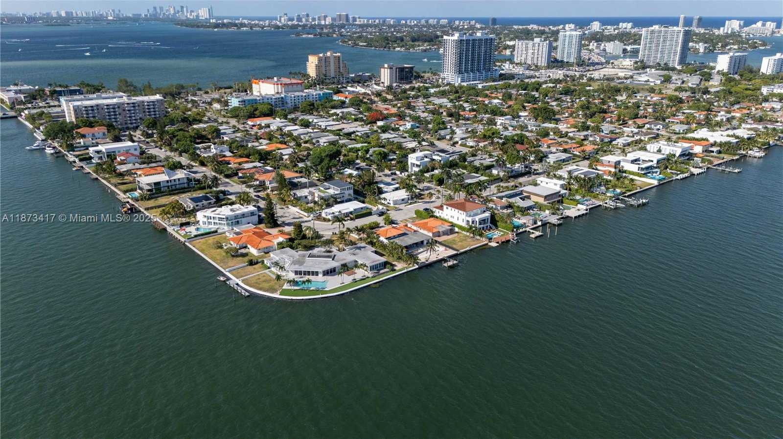 Small Image of 7508 WEST TREASURE DR, North Bay Village Number 3