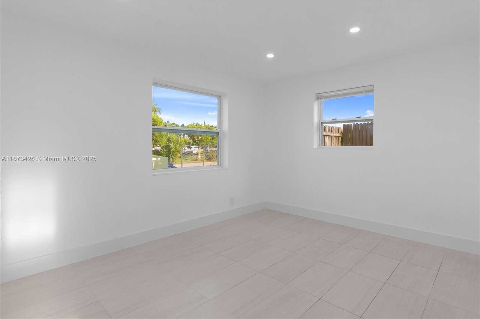 Small Image of 1481 SOUTH WEST 49TH AVE, Fort Lauderdale Number 13
