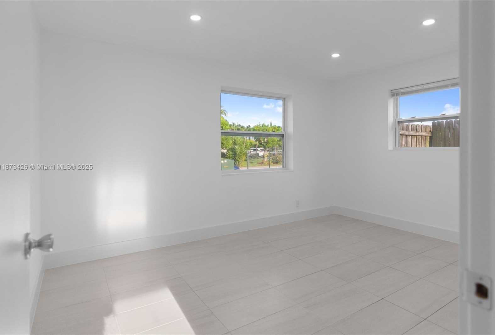 Small Image of 1481 SOUTH WEST 49TH AVE, Fort Lauderdale Number 14