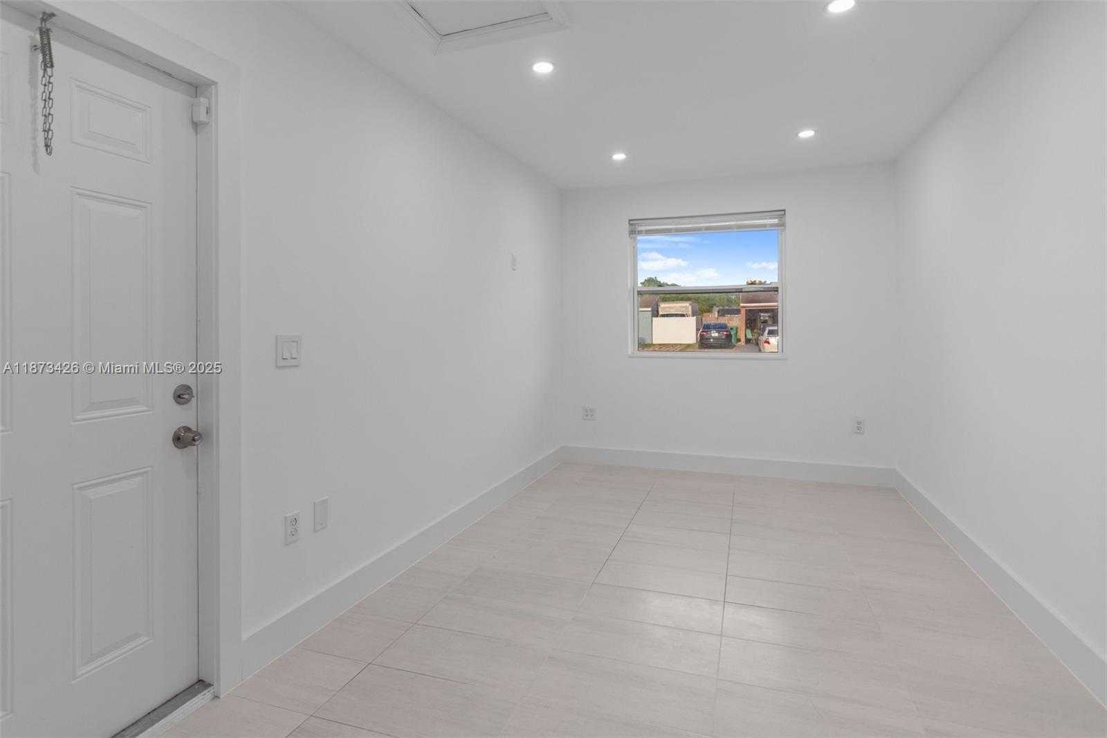 Small Image of 1481 SOUTH WEST 49TH AVE, Fort Lauderdale Number 21