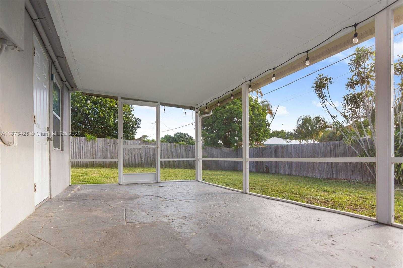Small Image of 1481 SOUTH WEST 49TH AVE, Fort Lauderdale Number 27