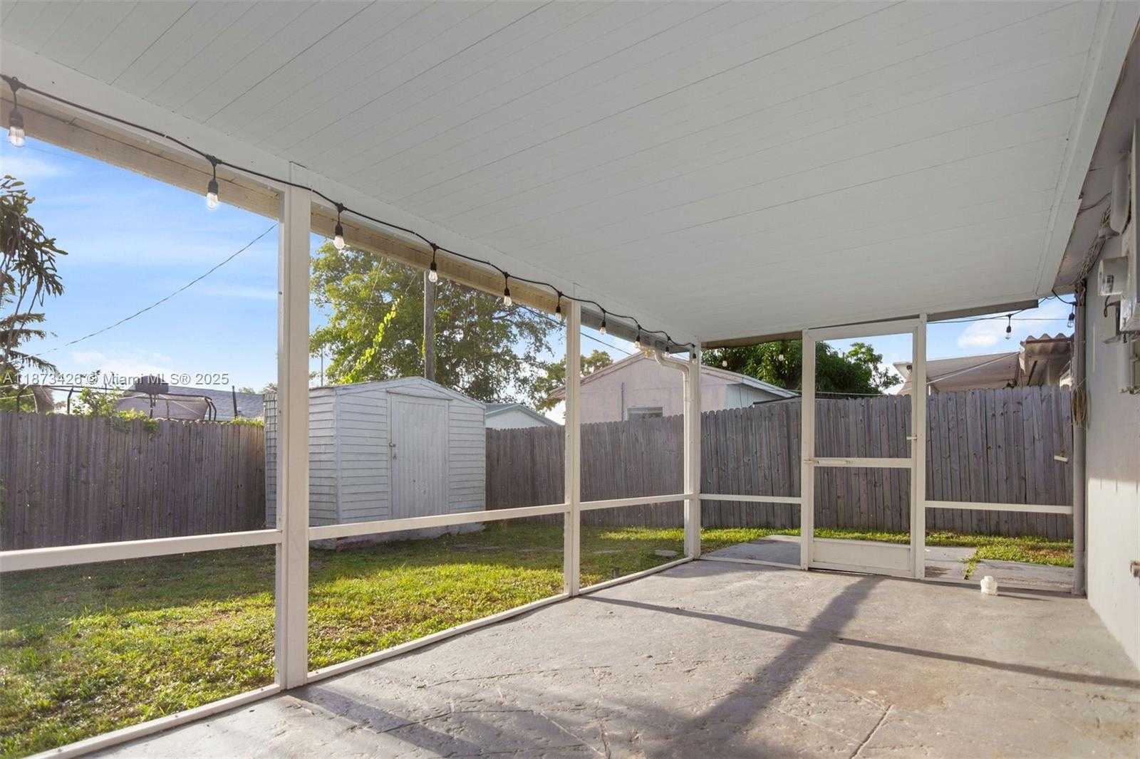 Small Image of 1481 SOUTH WEST 49TH AVE, Fort Lauderdale Number 28