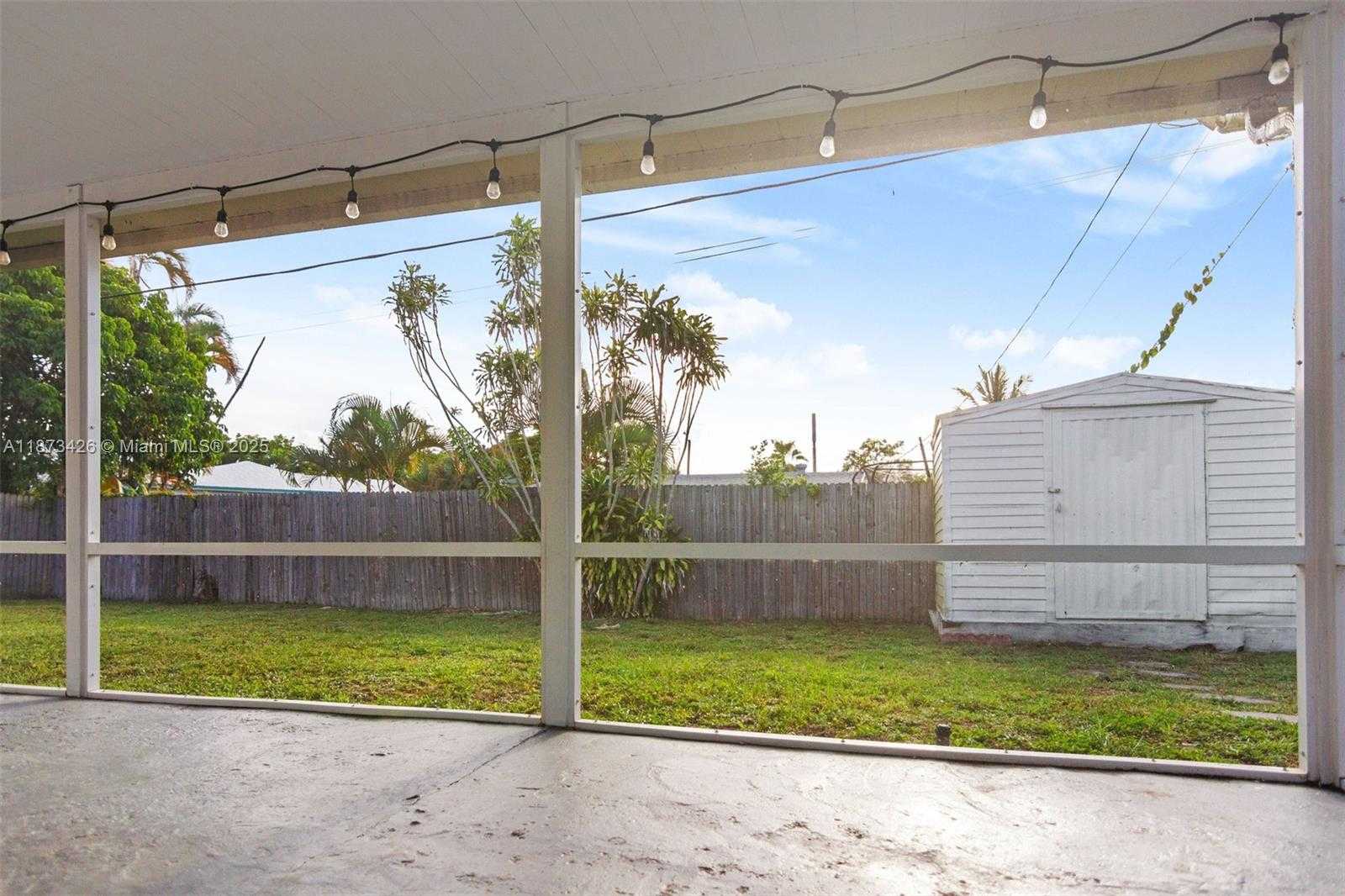 Small Image of 1481 SOUTH WEST 49TH AVE, Fort Lauderdale Number 30