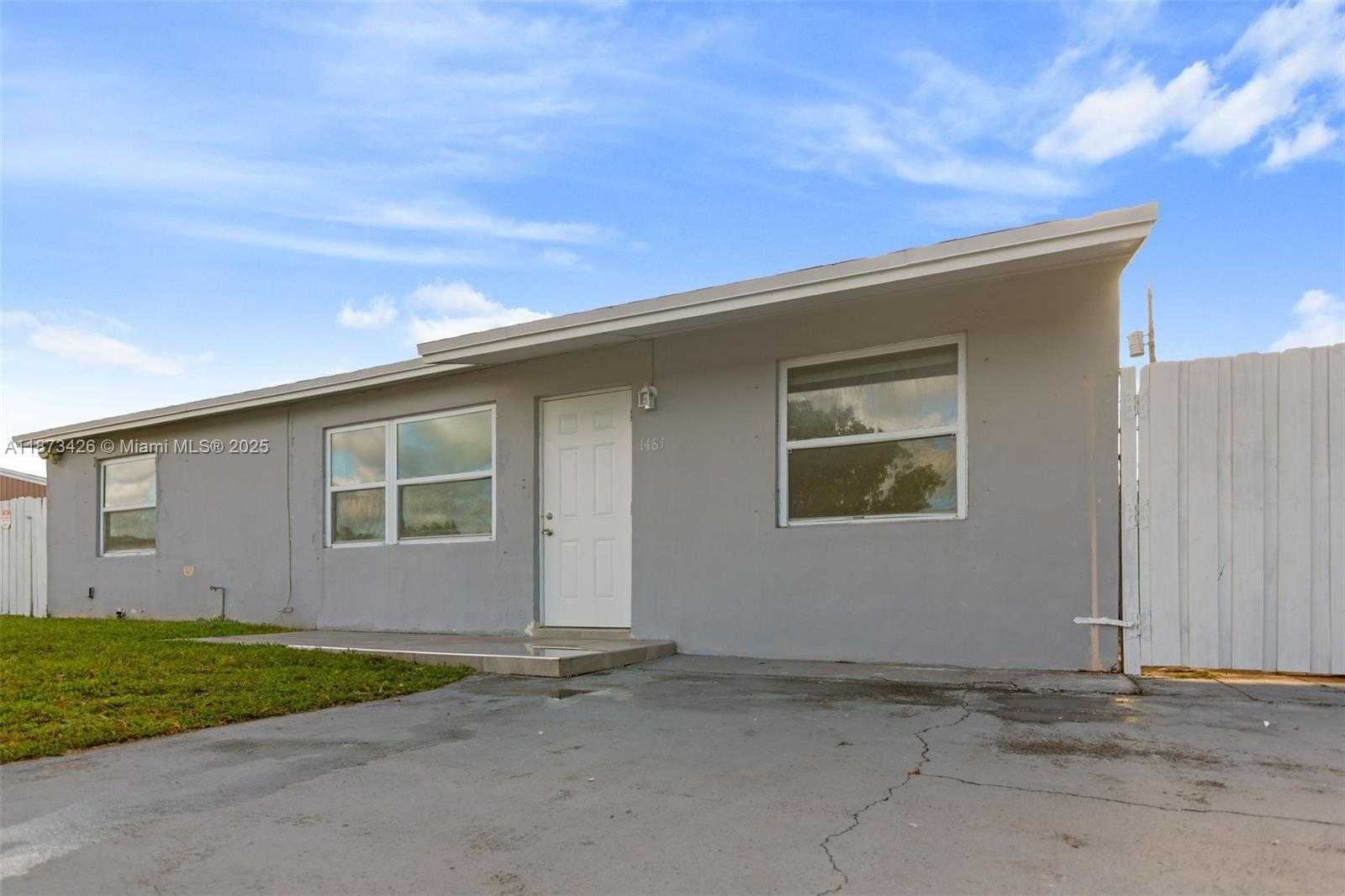 Small Image of 1481 SOUTH WEST 49TH AVE, Fort Lauderdale Number 4