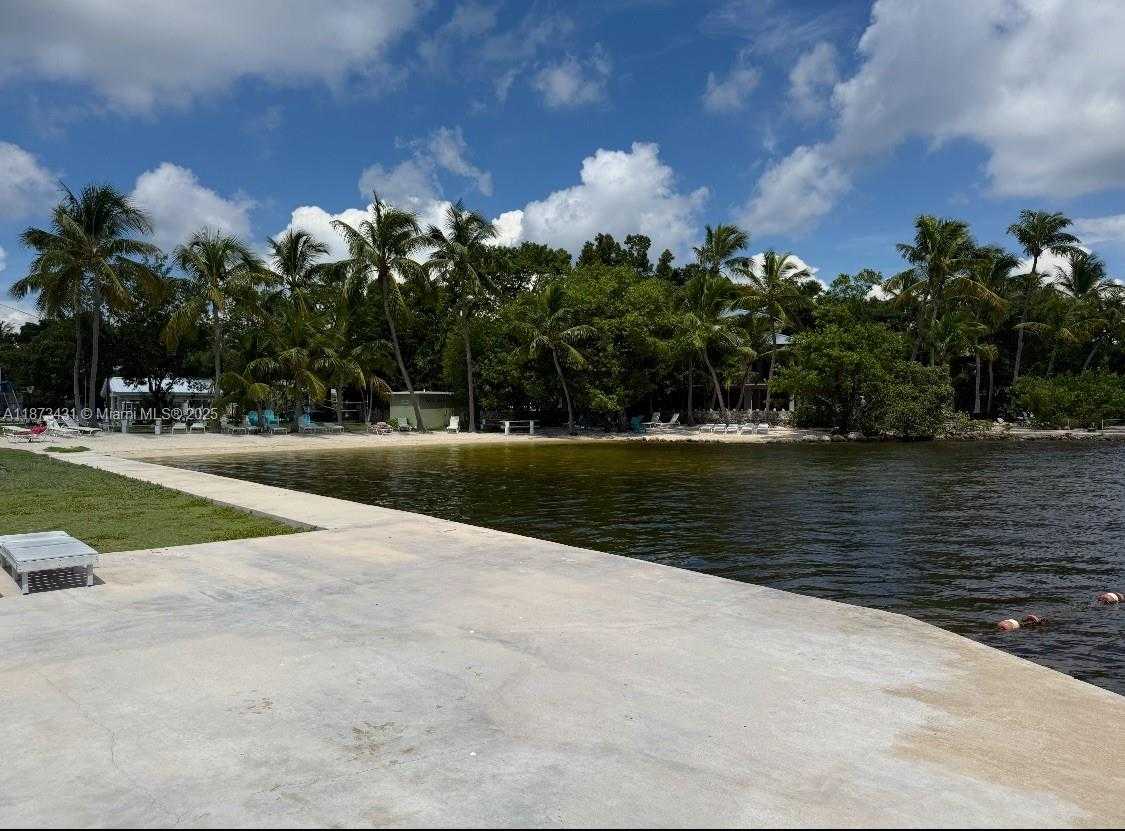 Small Image of 53 BONEFISH AVE, Key Largo Number 3