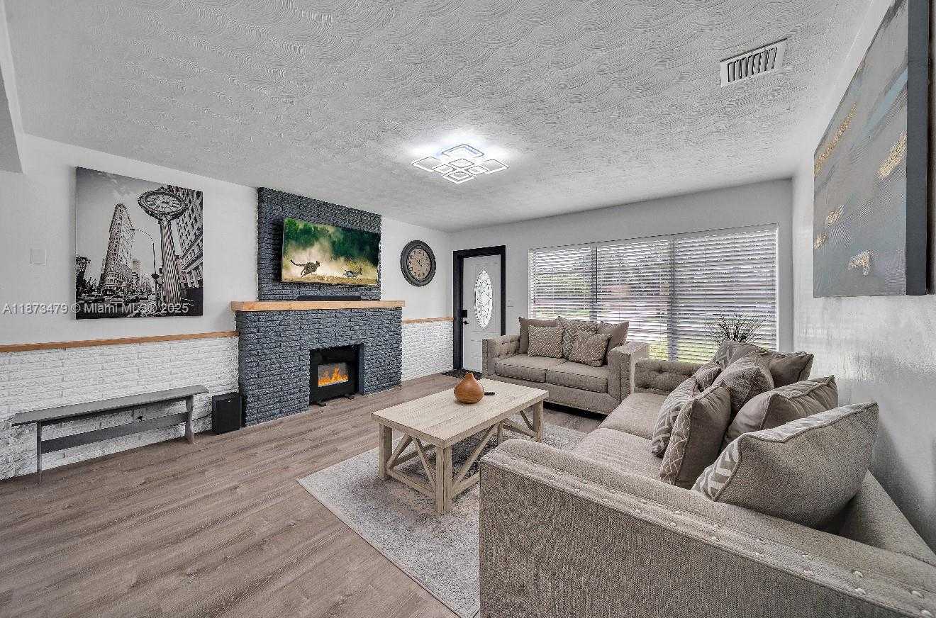 Small Image of 521 WEST EVANSTON CIR, Fort Lauderdale Number 12