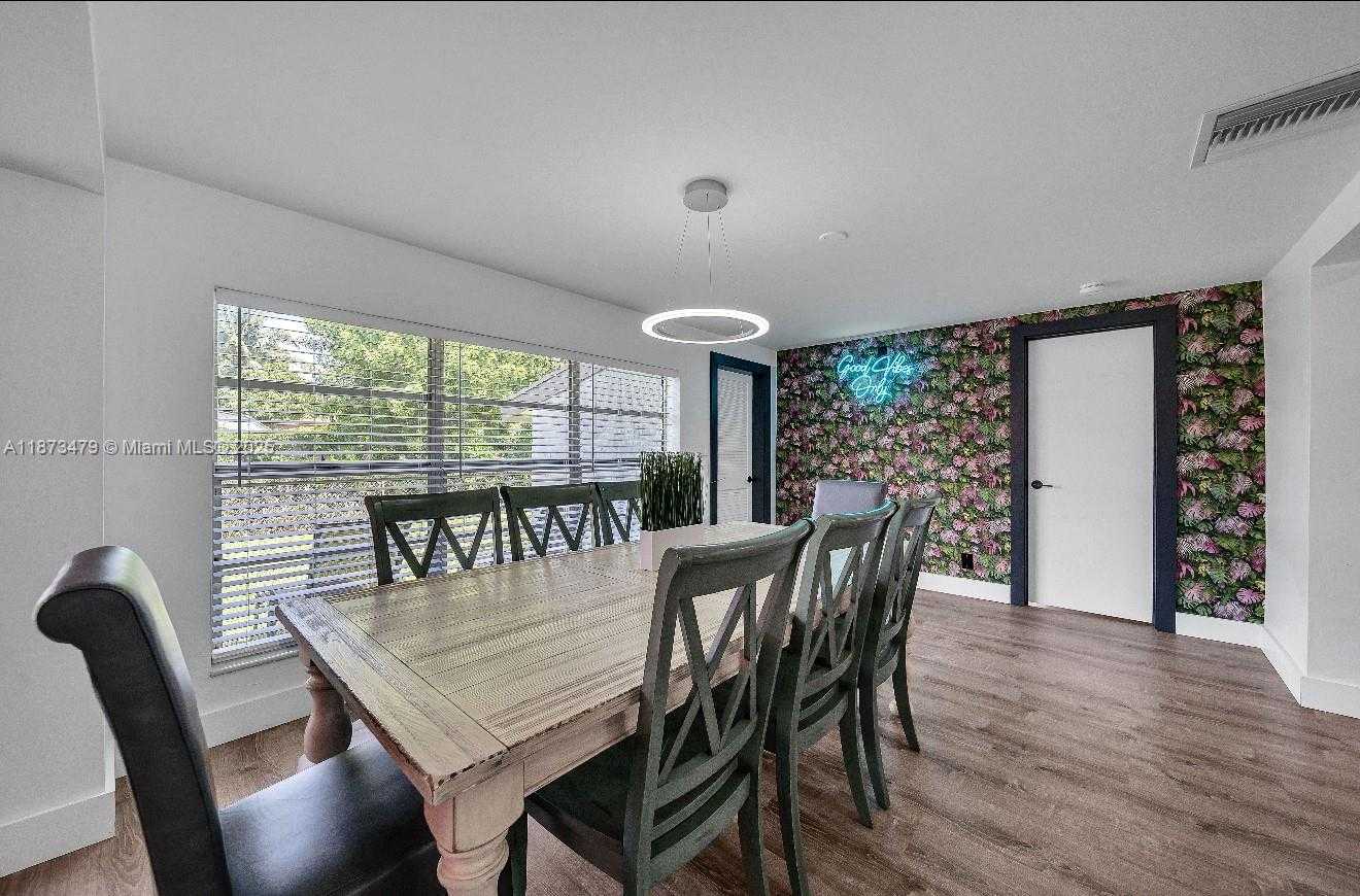 Small Image of 521 WEST EVANSTON CIR, Fort Lauderdale Number 21