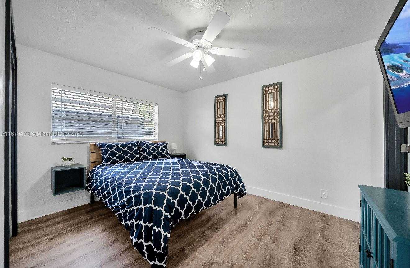 Small Image of 521 WEST EVANSTON CIR, Fort Lauderdale Number 9