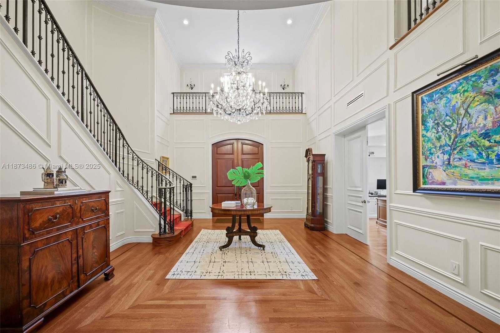 Small Image of 5400 BANYAN TRL, Coral Gables Number 18