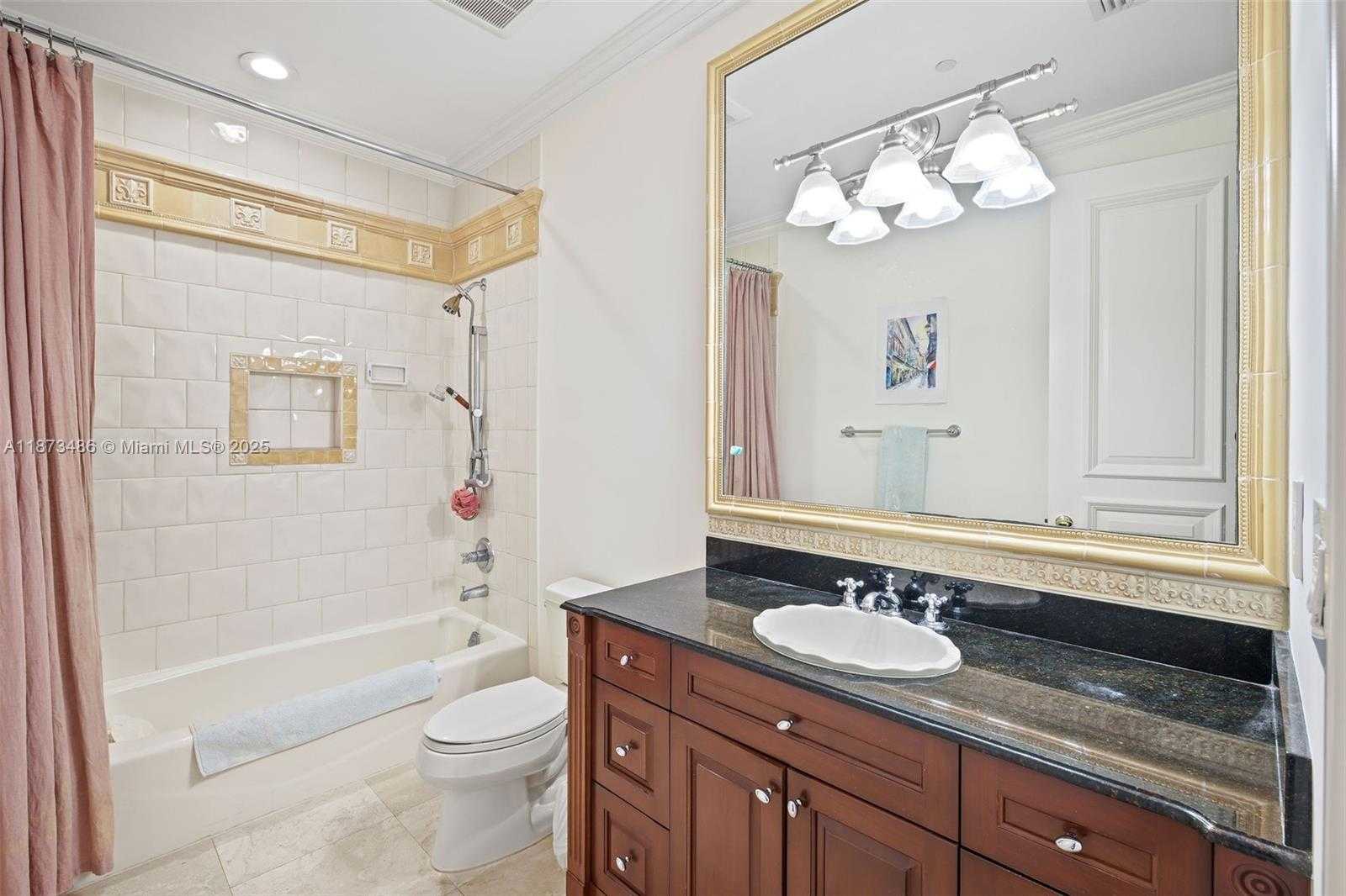 Small Image of 5400 BANYAN TRL, Coral Gables Number 53