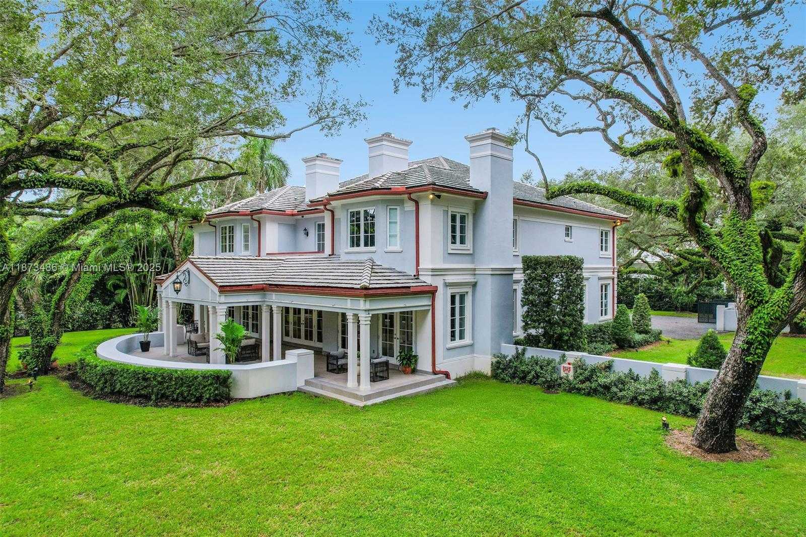 Small Image of 5400 BANYAN TRL, Coral Gables Number 6