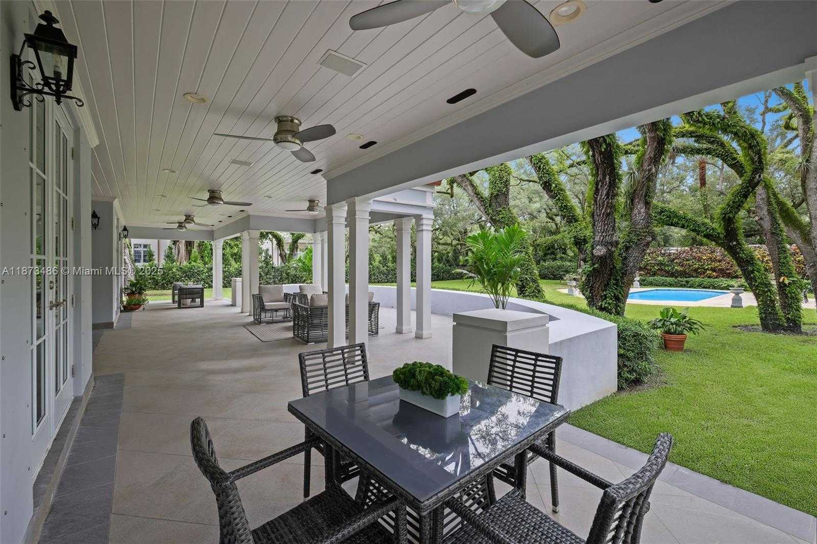 Small Image of 5400 BANYAN TRL, Coral Gables Number 7