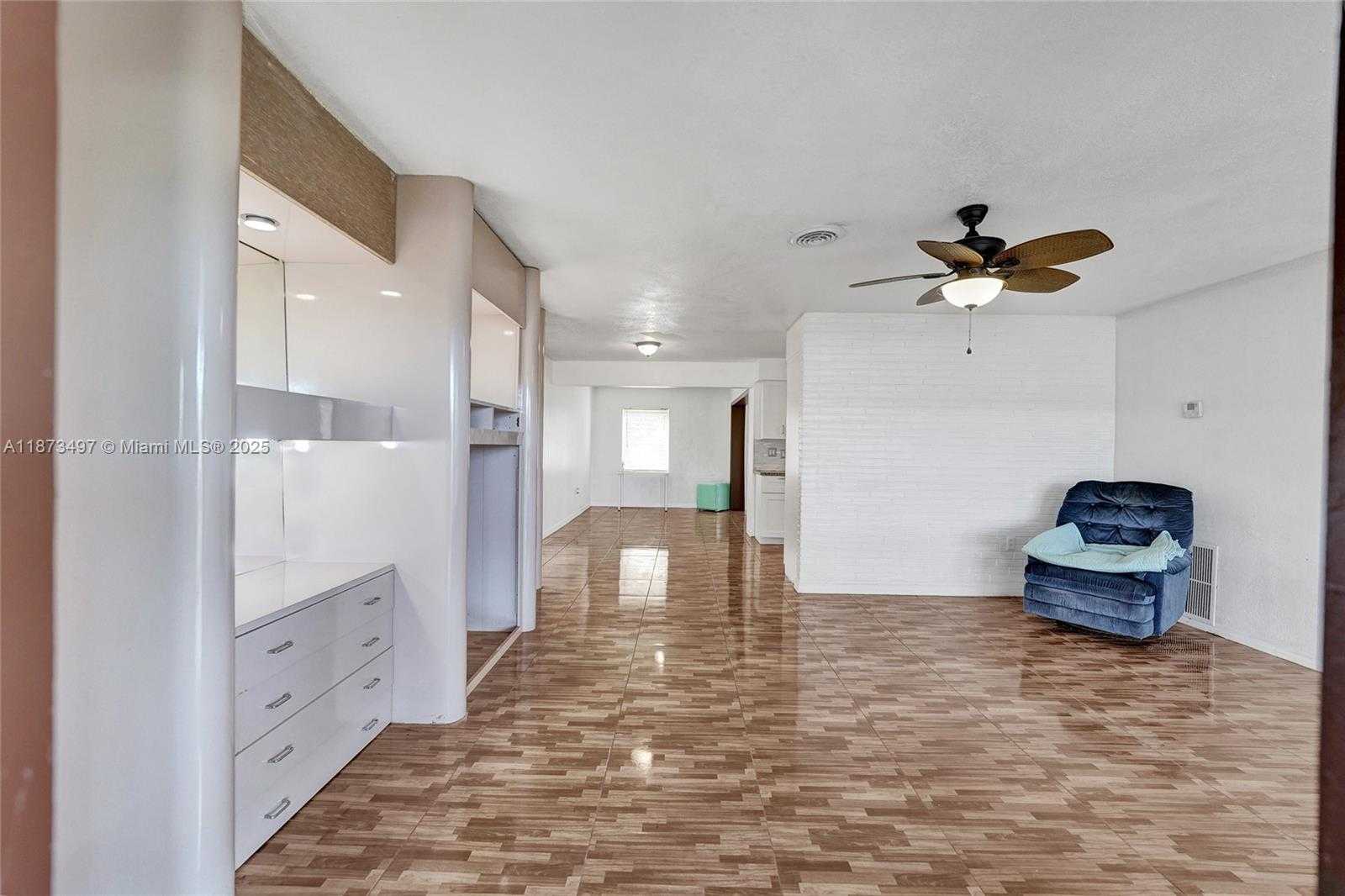 Small Image of 3330 TAFT ST, Hollywood Number 14
