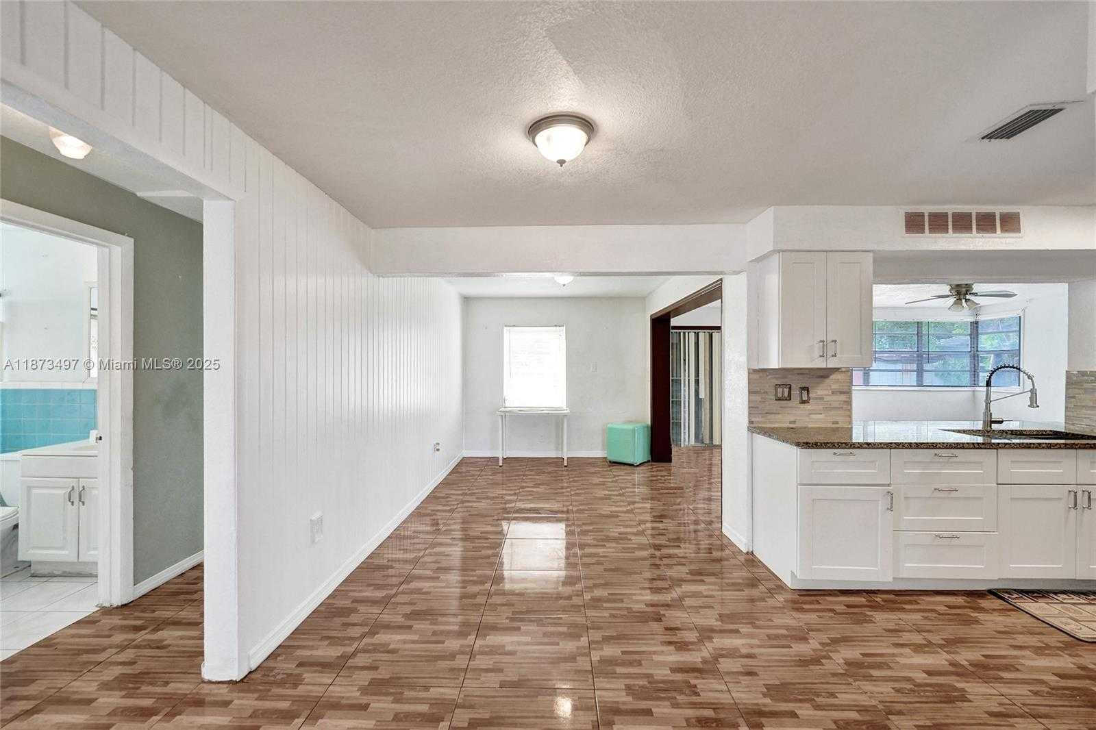 Small Image of 3330 TAFT ST, Hollywood Number 23