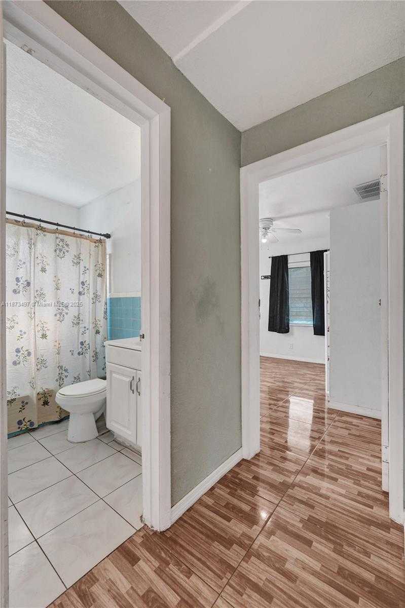 Small Image of 3330 TAFT ST, Hollywood Number 44