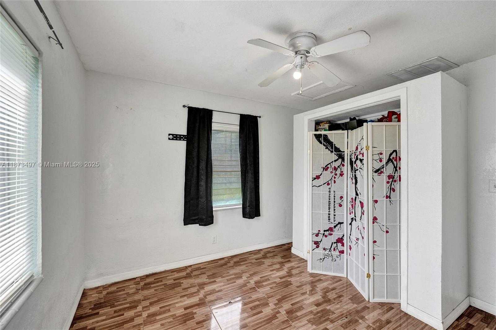 Small Image of 3330 TAFT ST, Hollywood Number 48