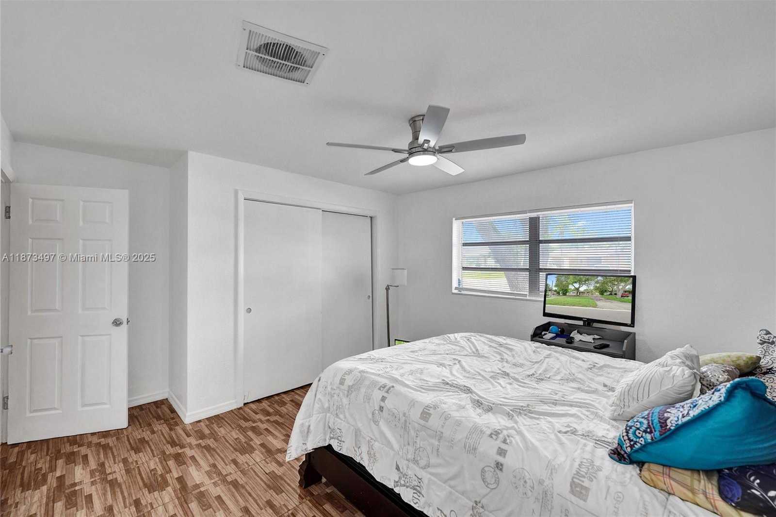 Small Image of 3330 TAFT ST, Hollywood Number 53