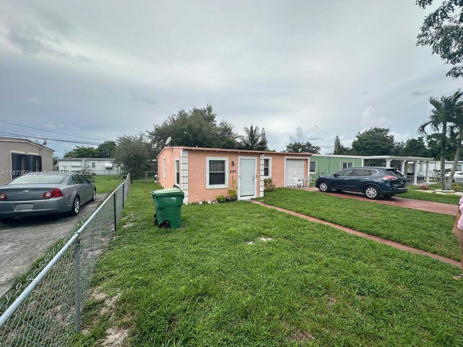 Small Image of 2097 WILMINGTON ST, Opa-Locka Number 4