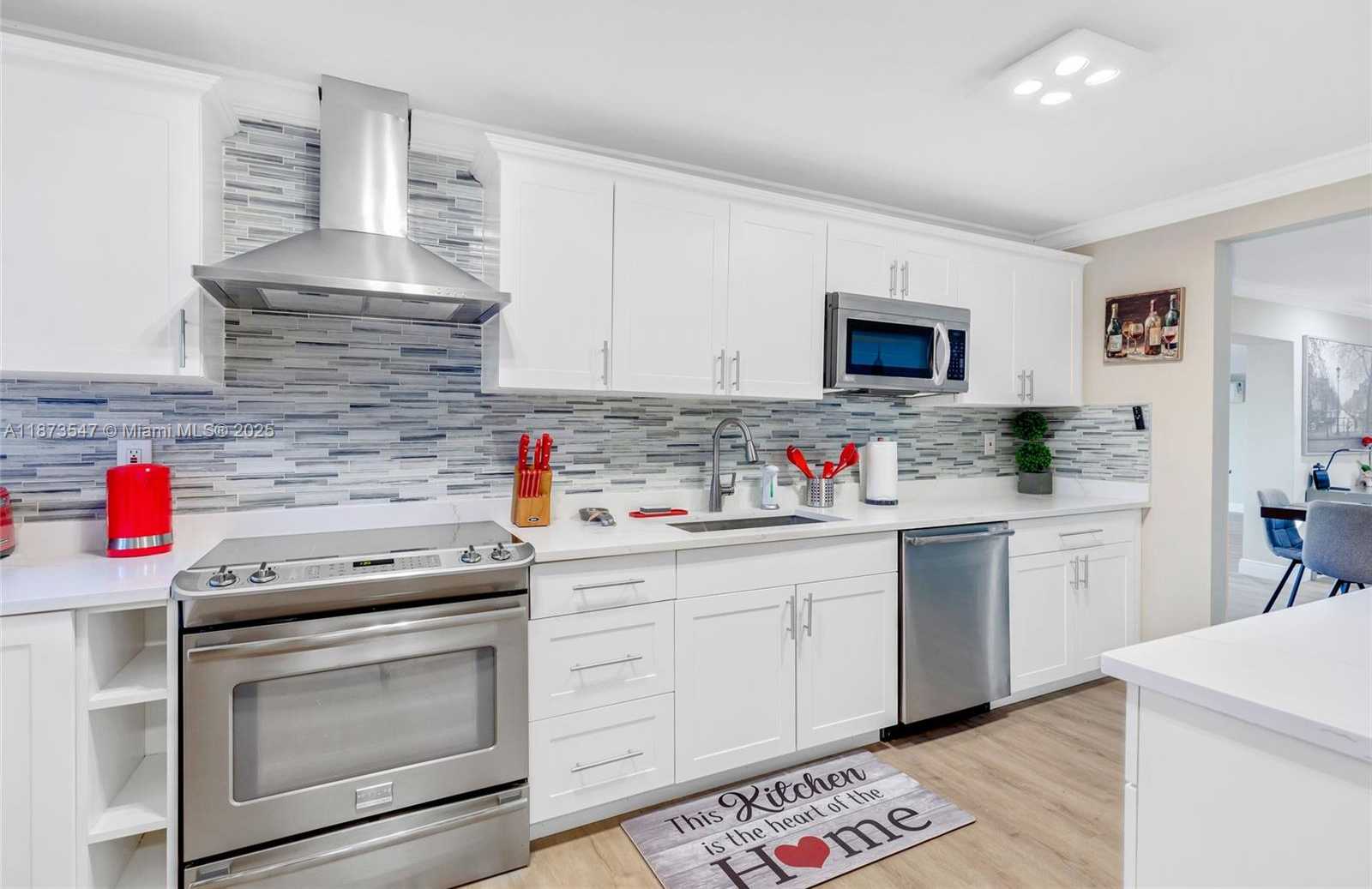 Small Image of 5740 NORTH EAST 19TH AVE, Fort Lauderdale Number 15