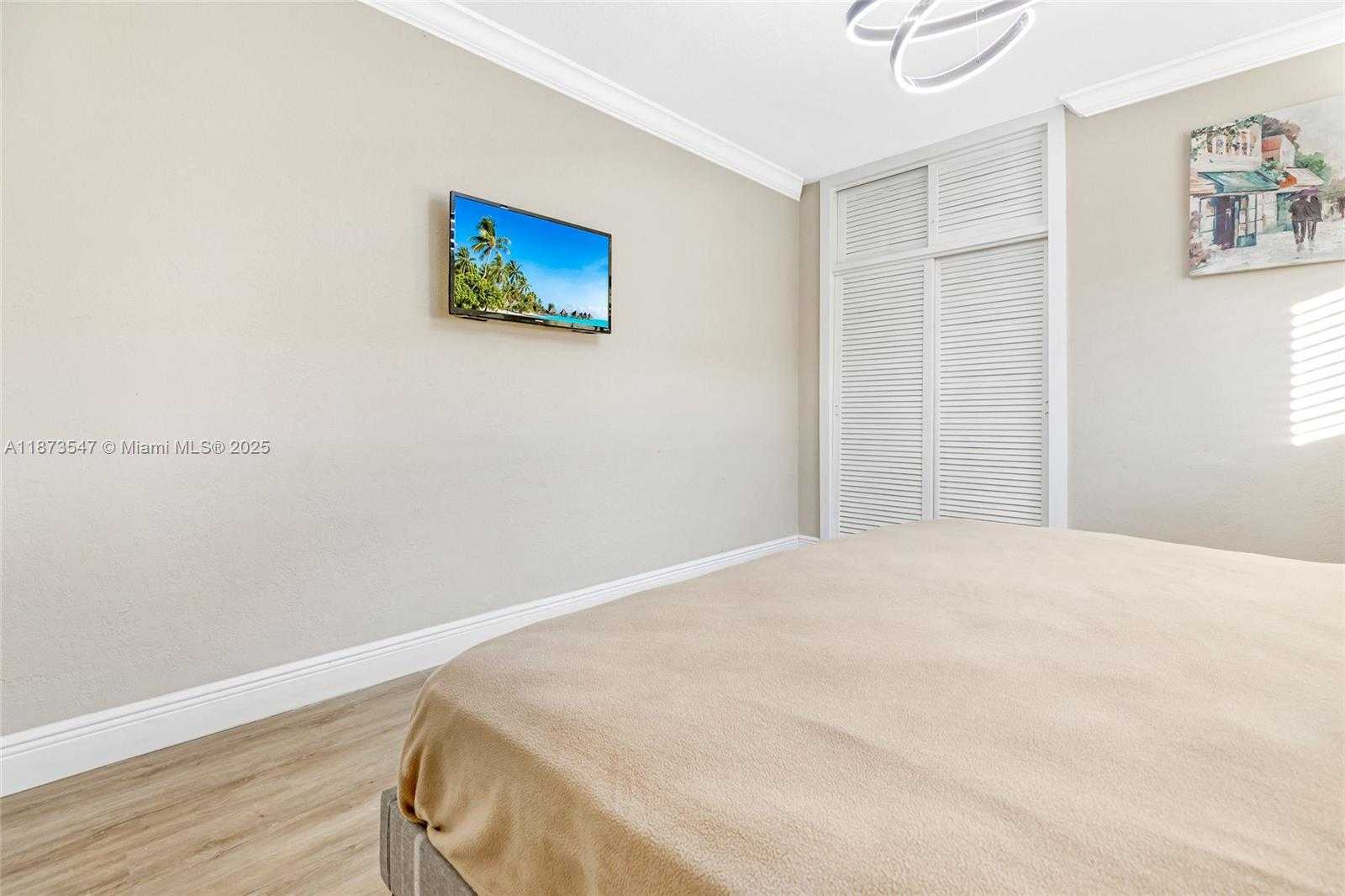 Small Image of 5740 NORTH EAST 19TH AVE, Fort Lauderdale Number 23