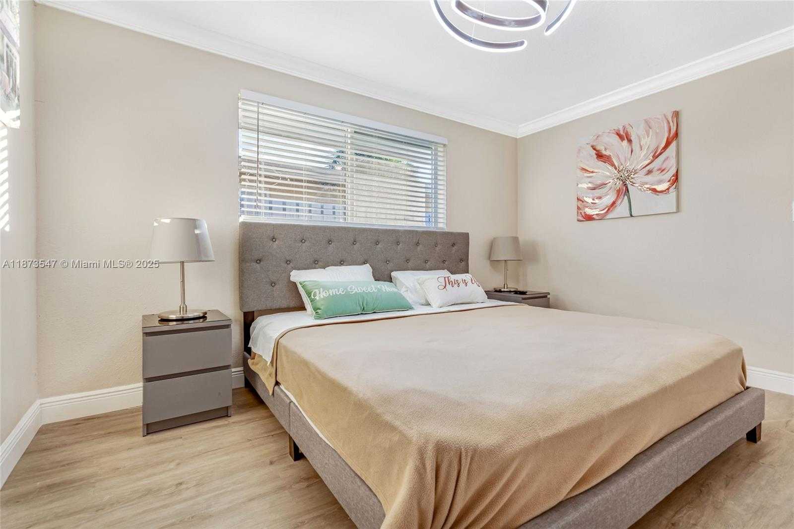Small Image of 5740 NORTH EAST 19TH AVE, Fort Lauderdale Number 24