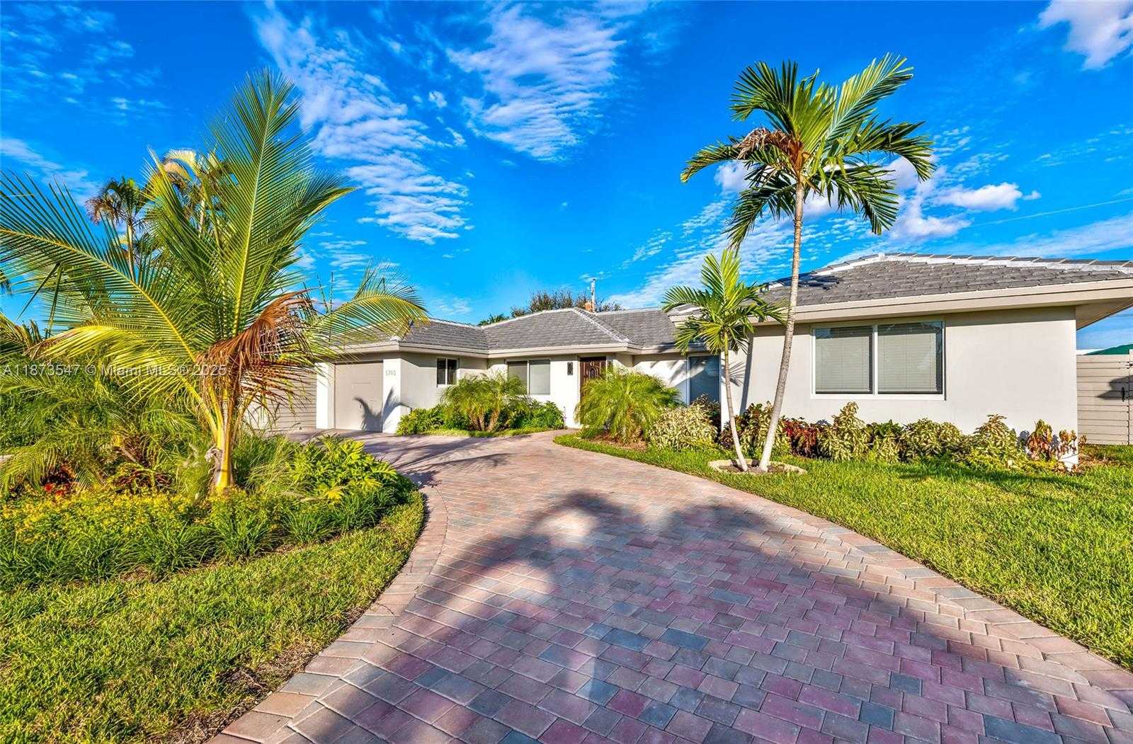 Small Image of 5740 NORTH EAST 19TH AVE, Fort Lauderdale Number 46