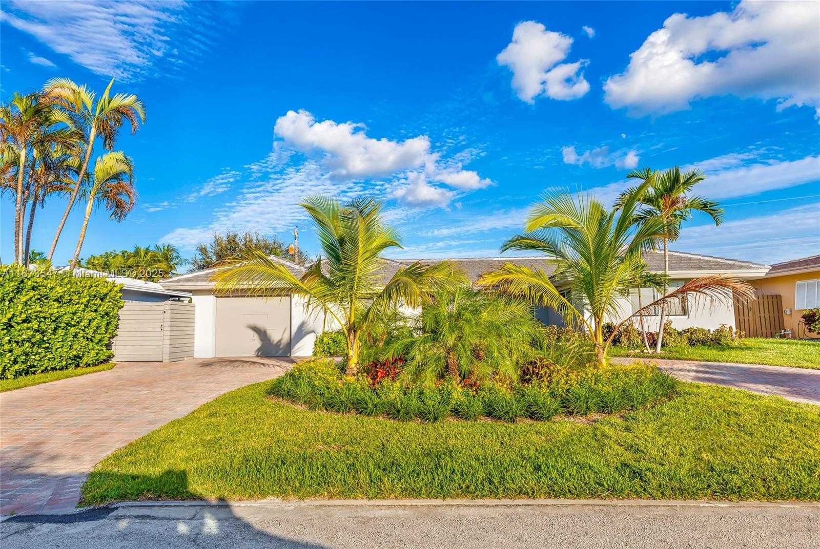 Small Image of 5740 NORTH EAST 19TH AVE, Fort Lauderdale Number 47