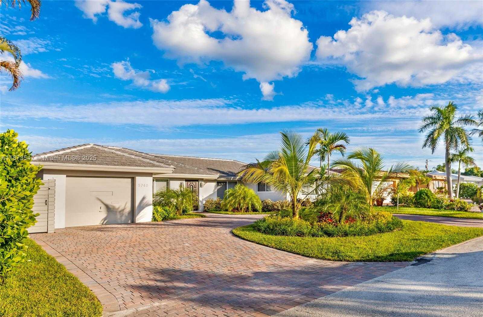 Small Image of 5740 NORTH EAST 19TH AVE, Fort Lauderdale Number 49