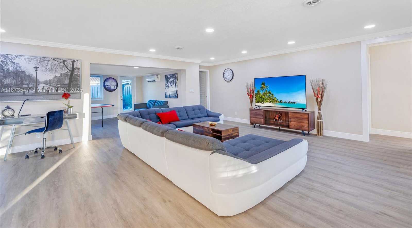 Small Image of 5740 NORTH EAST 19TH AVE, Fort Lauderdale Number 5