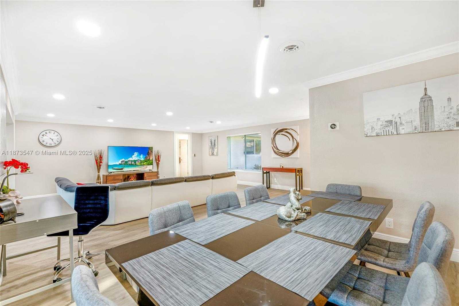 Small Image of 5740 NORTH EAST 19TH AVE, Fort Lauderdale Number 8