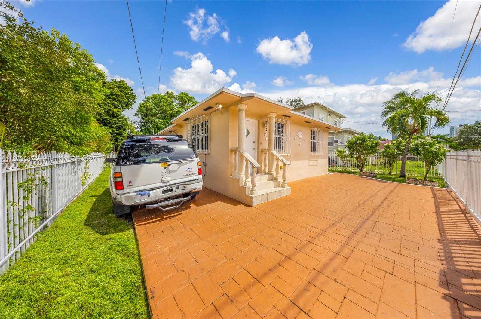 Small Image of 287 NORTH WEST 31ST ST, Miami Number 3